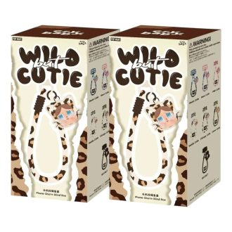 Crybaby Wild but Cutie Telefooncharme Verzegeld Hoesje (2 Blinde Doosjes)