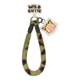 Crybaby Wild maar schattig telefoonhangertje “Camo Cutie”
