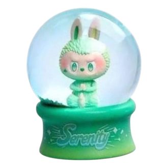 Labubu is helemaal weg van de energiekristallen bol “Serenity”